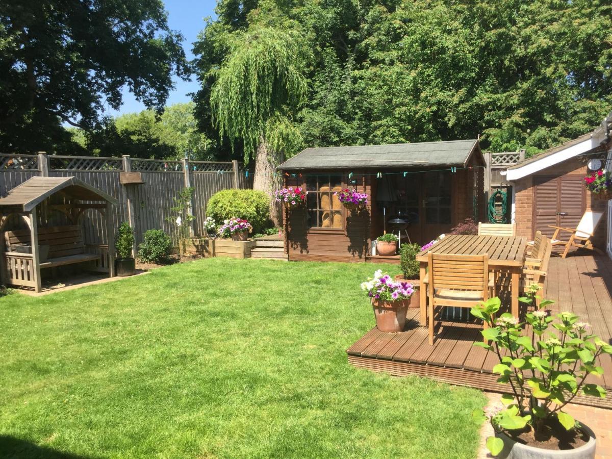 9 Chudleigh Close Appartement Bedford Buitenkant foto