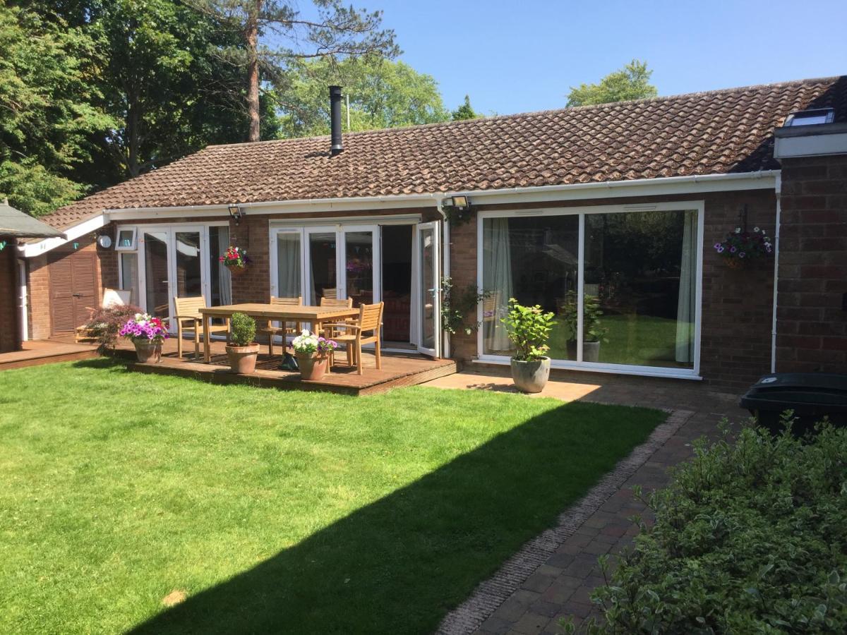 9 Chudleigh Close Appartement Bedford Buitenkant foto