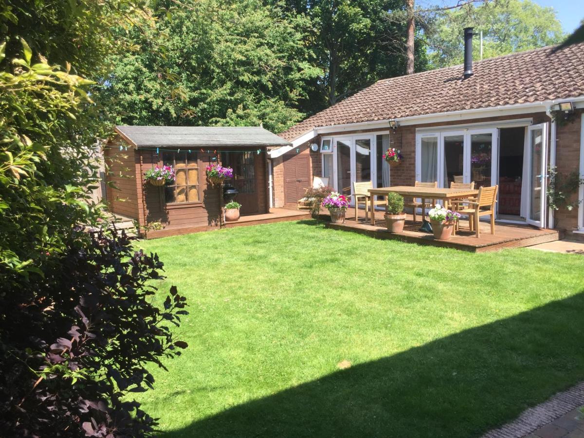9 Chudleigh Close Appartement Bedford Buitenkant foto