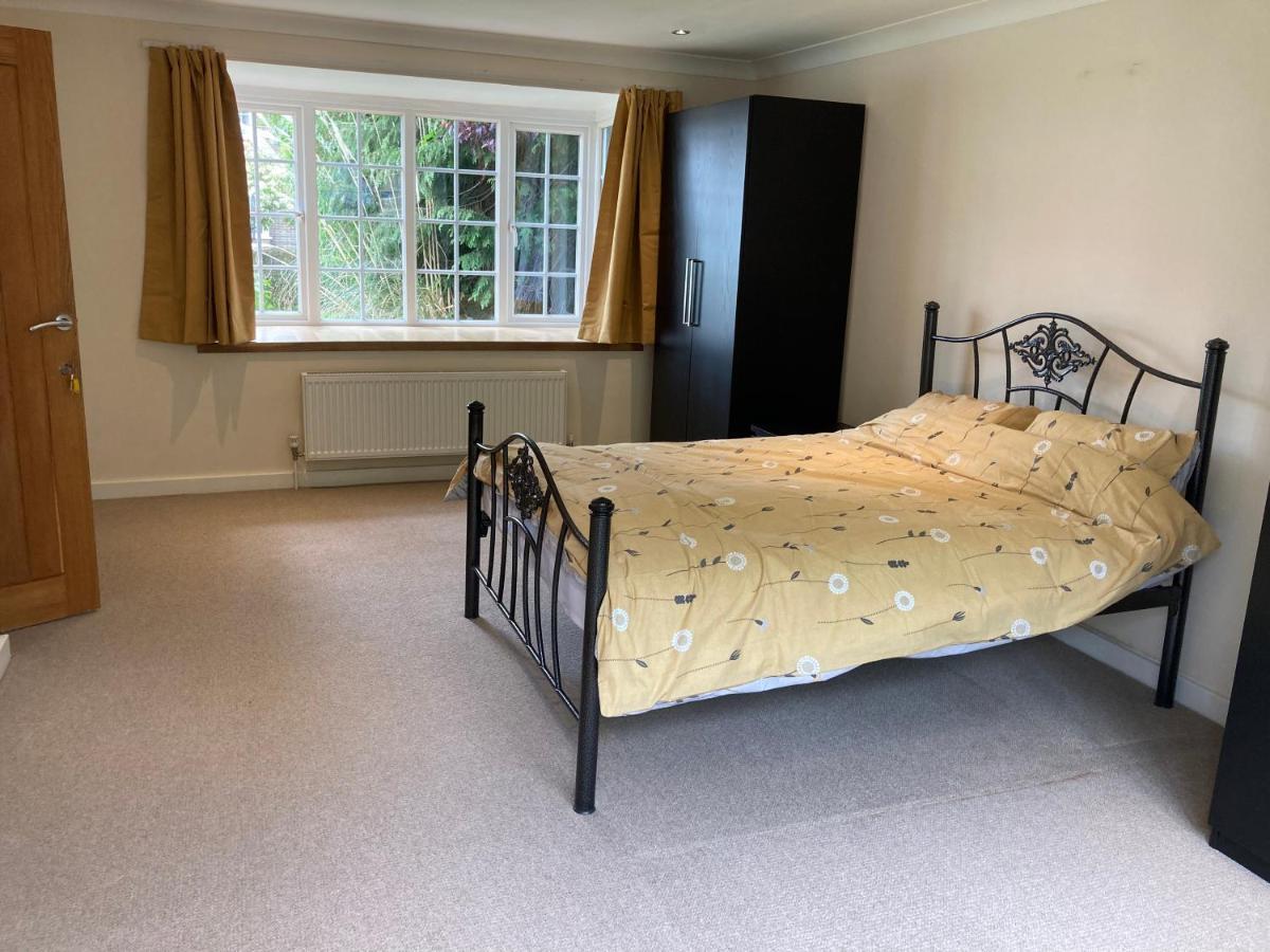 9 Chudleigh Close Appartement Bedford Buitenkant foto